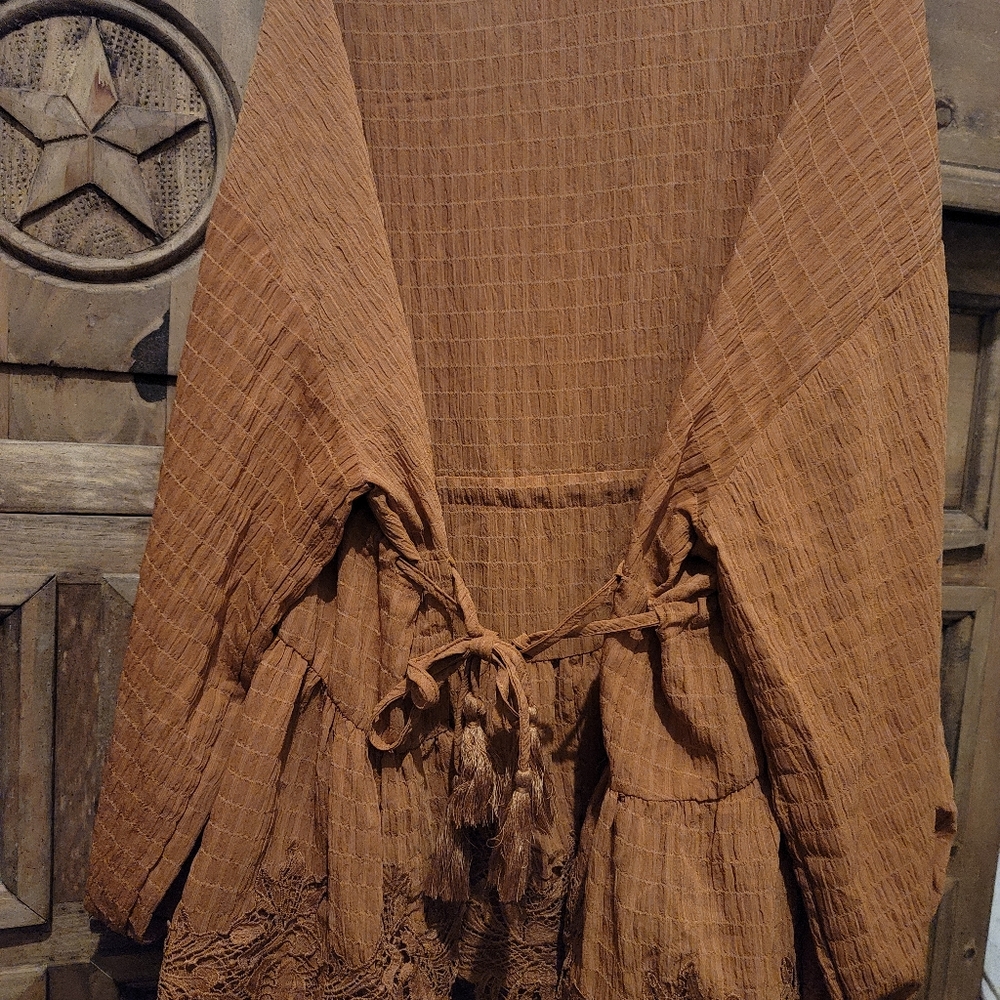 Romantic Lacy Peasant Top In Rust Color - image 4